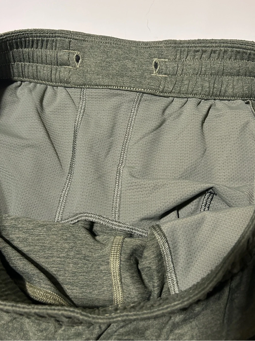 lululemon athletica soft jersey tapered pant medium